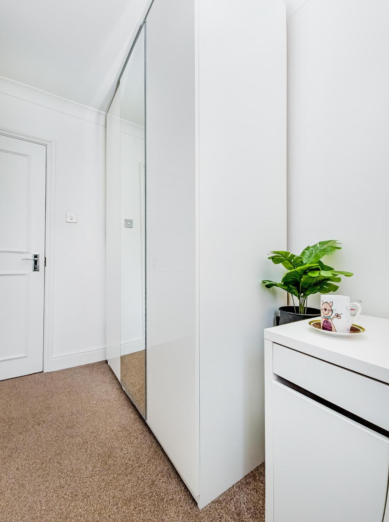 Charming London Home, Opp Arnos Grove Underground Station, Parking New Southgate 外观 照片