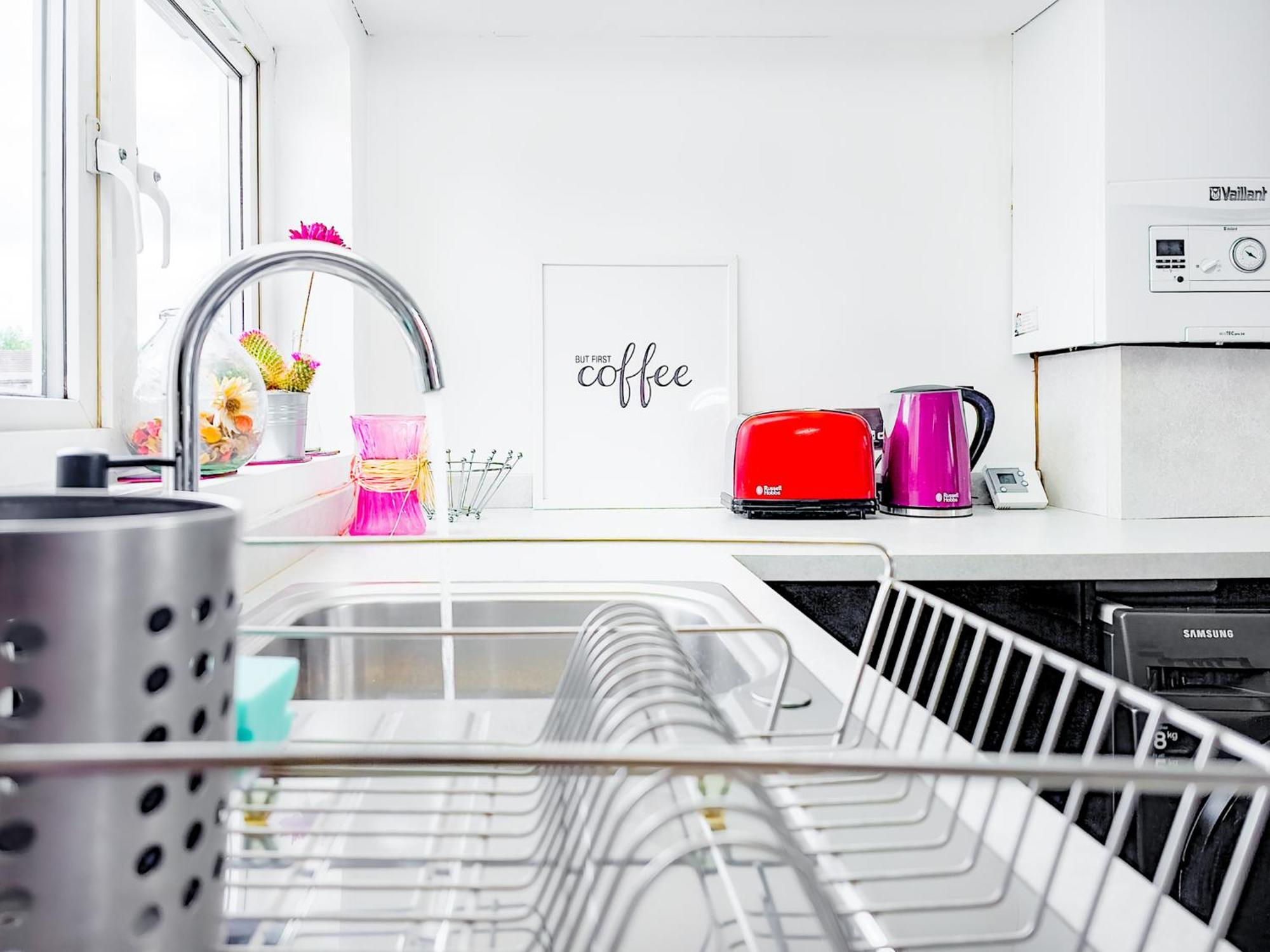 Charming London Home, Opp Arnos Grove Underground Station, Parking New Southgate 外观 照片